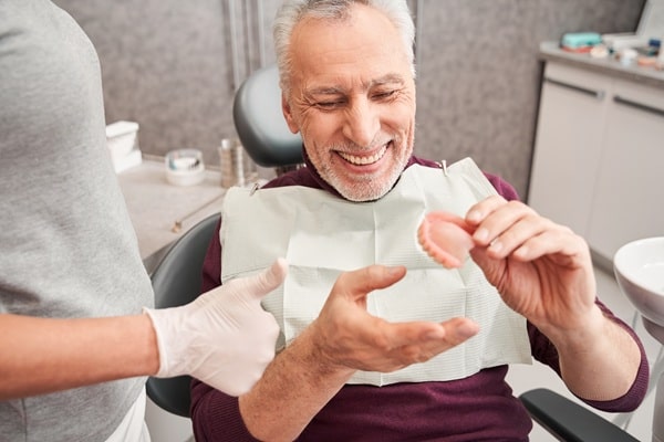 partial-dentures-willow-point-dental-clinic